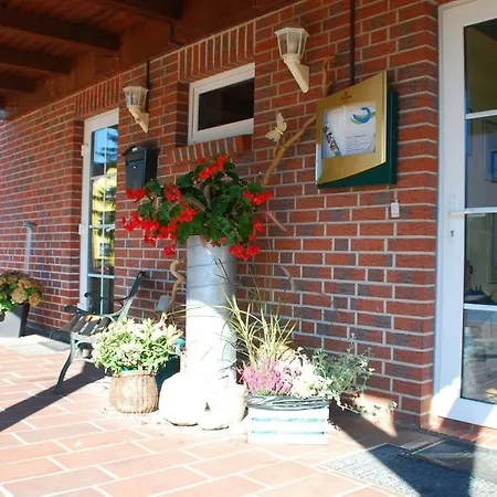 Aparthotel Zur Müritz-3